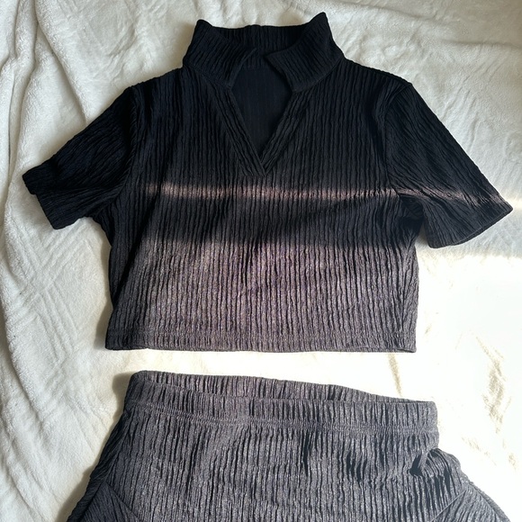 Black Ribbed Two-Piece Set - Picture 2 of 3